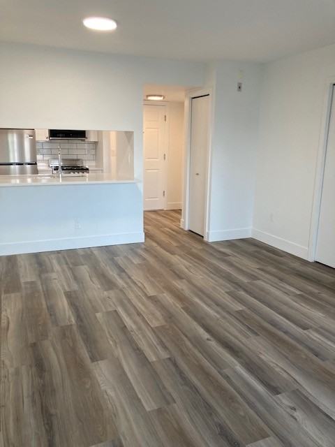 633 West 8th Avenue - Photo 5 of 12