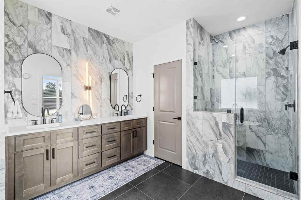 6827 6827 Cadillac St Houston TX 77021-2413 #NONE - Photo 5 of 11