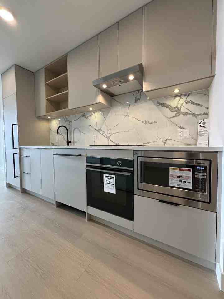 422 East 3rd Street #309 - Photo 2 of 19