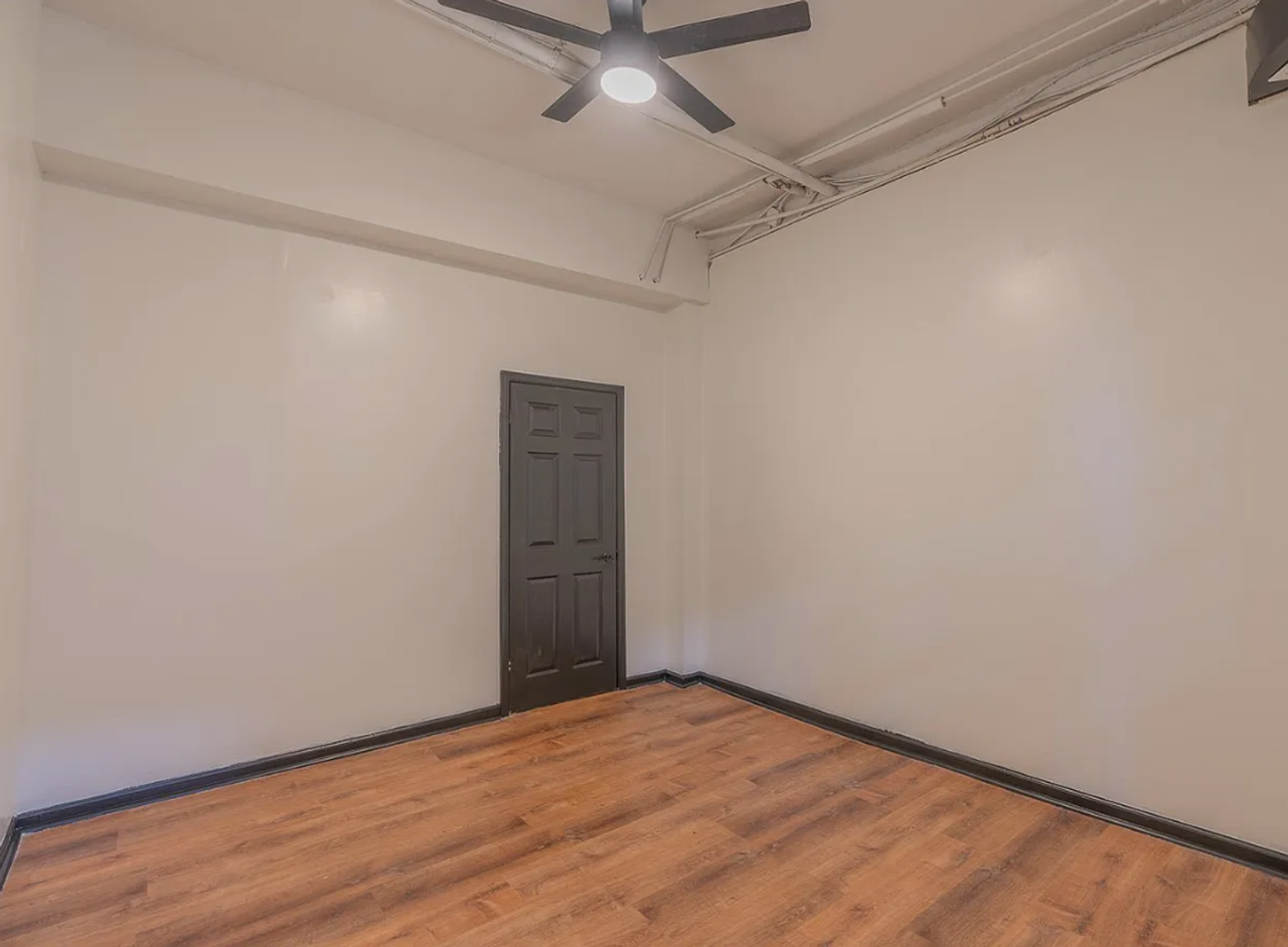 814 North Broad Street - Photo 6 of 12