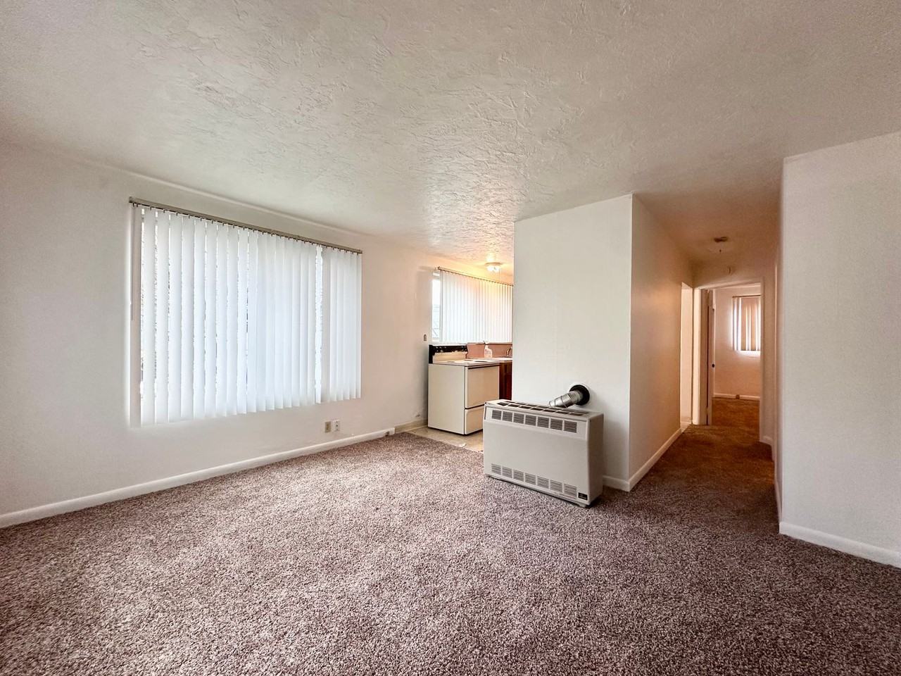 3400 South Kelly Avenue - Photo 5 of 14