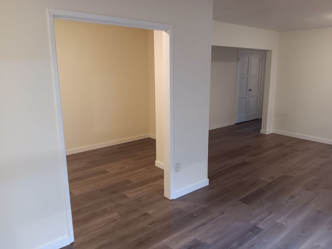 Bay Ridge Court (Cobblestone Court) - Photo 7 of 25