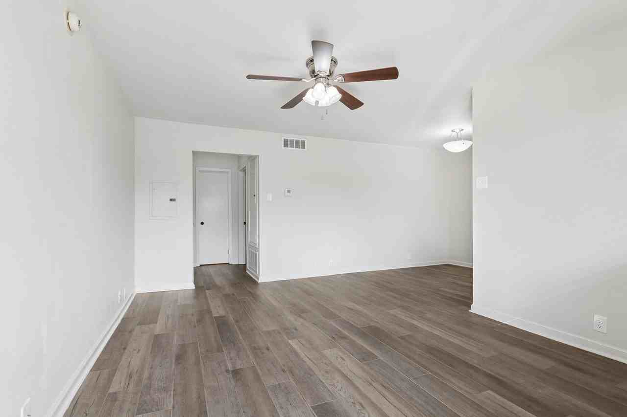 The Gentilly - Photo 3 of 18