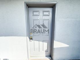 MOORPARK - Photo 1 of 1