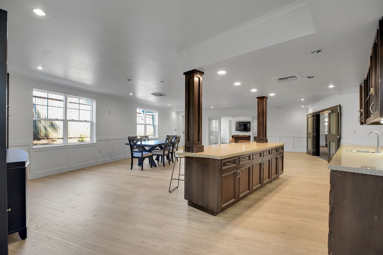 Eastwood Apartments - Photo 6 of 50