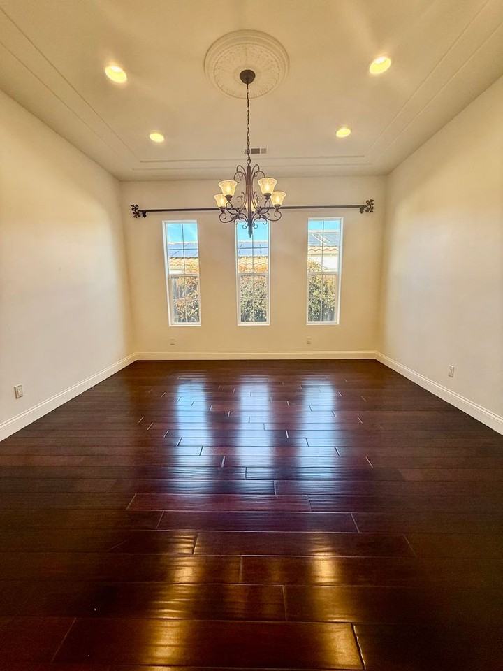 936 Salida Del Sol Dr - Photo 6 of 44