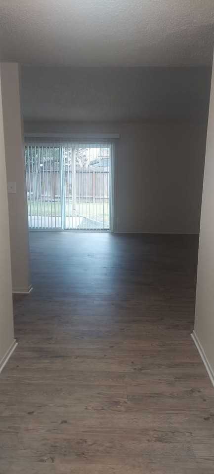 1040 E Donna Dr - Photo 6 of 21