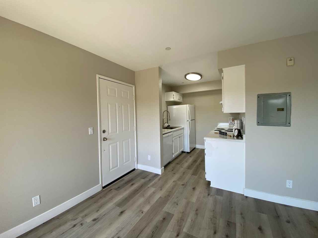 Sunny Creek Apts. - Photo 2 of 50