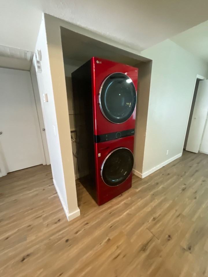 Catalina Apartment Homes - Photo 2 of 5