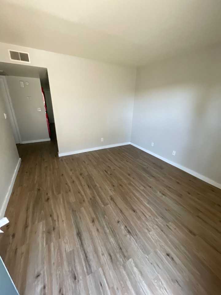 Catalina Apartment Homes - Photo 3 of 5