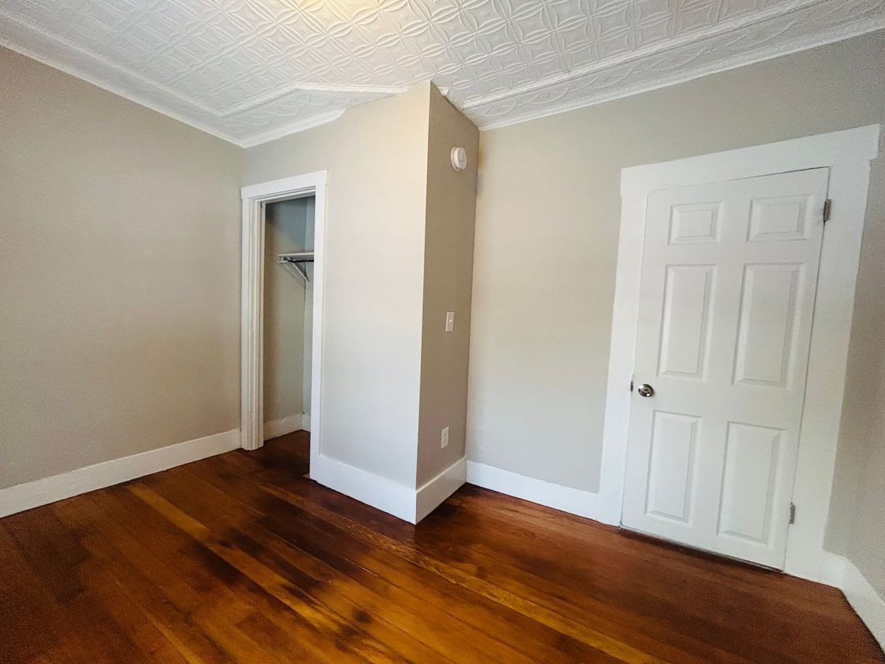 26 Lafayette St - Photo 5 of 8