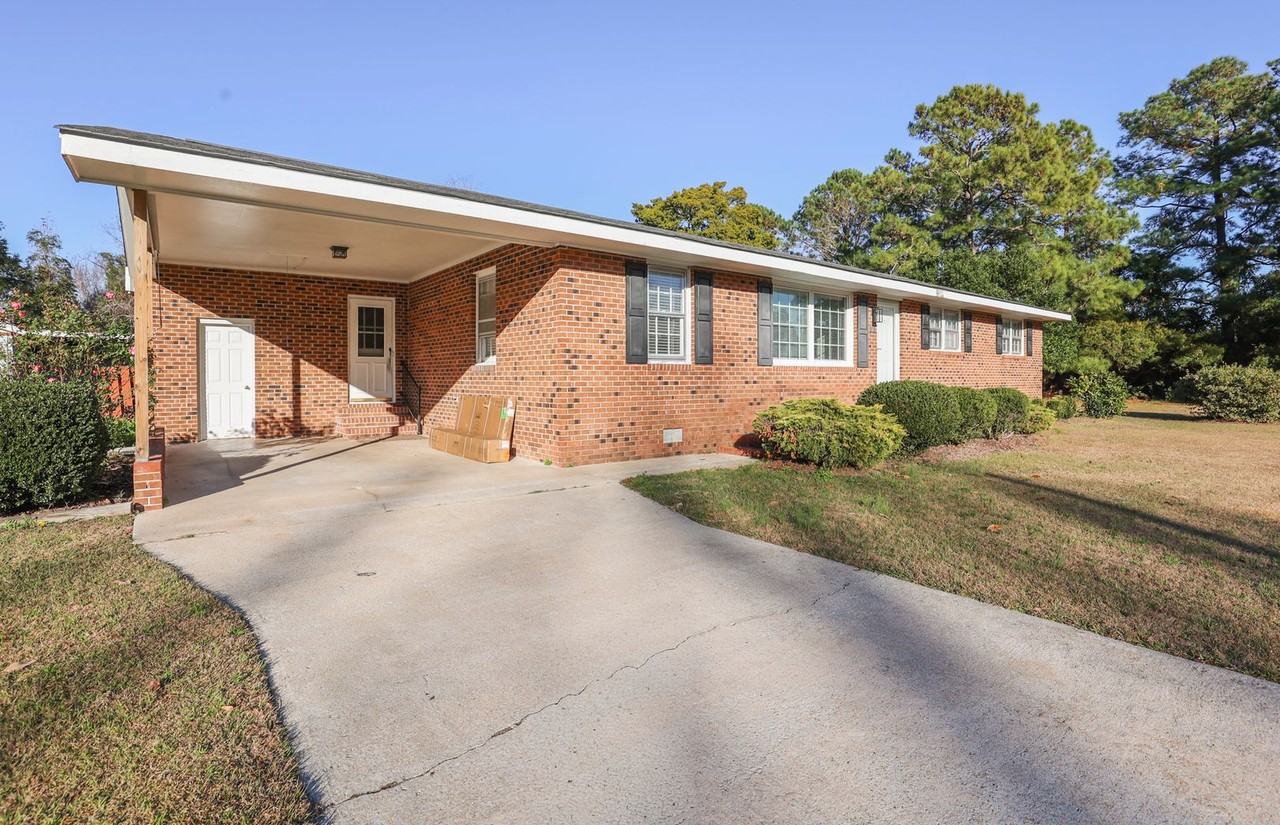 161 Hill Lane - Photo 2 of 46