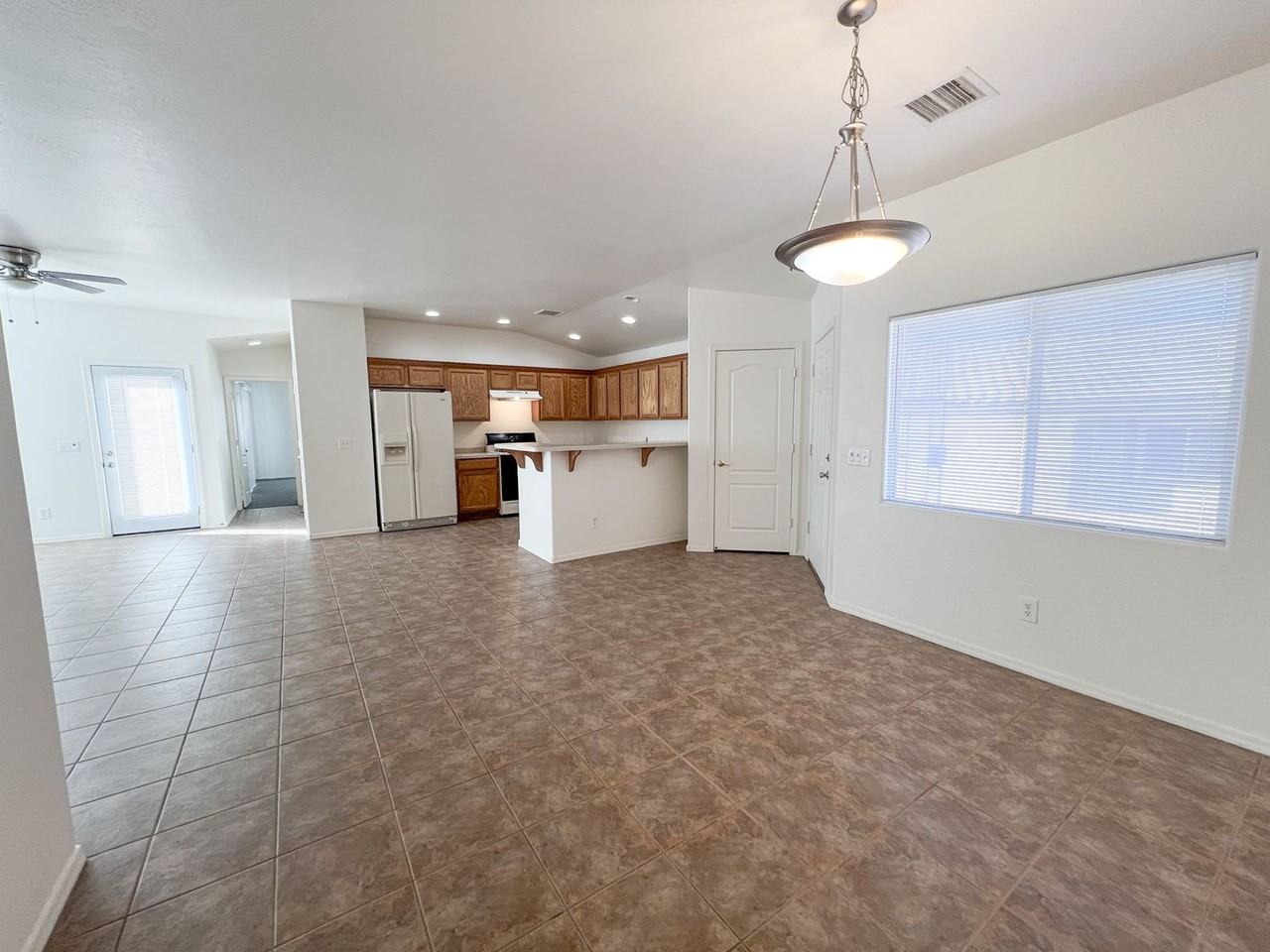 5005 East Catalina Court - Photo 3 of 28