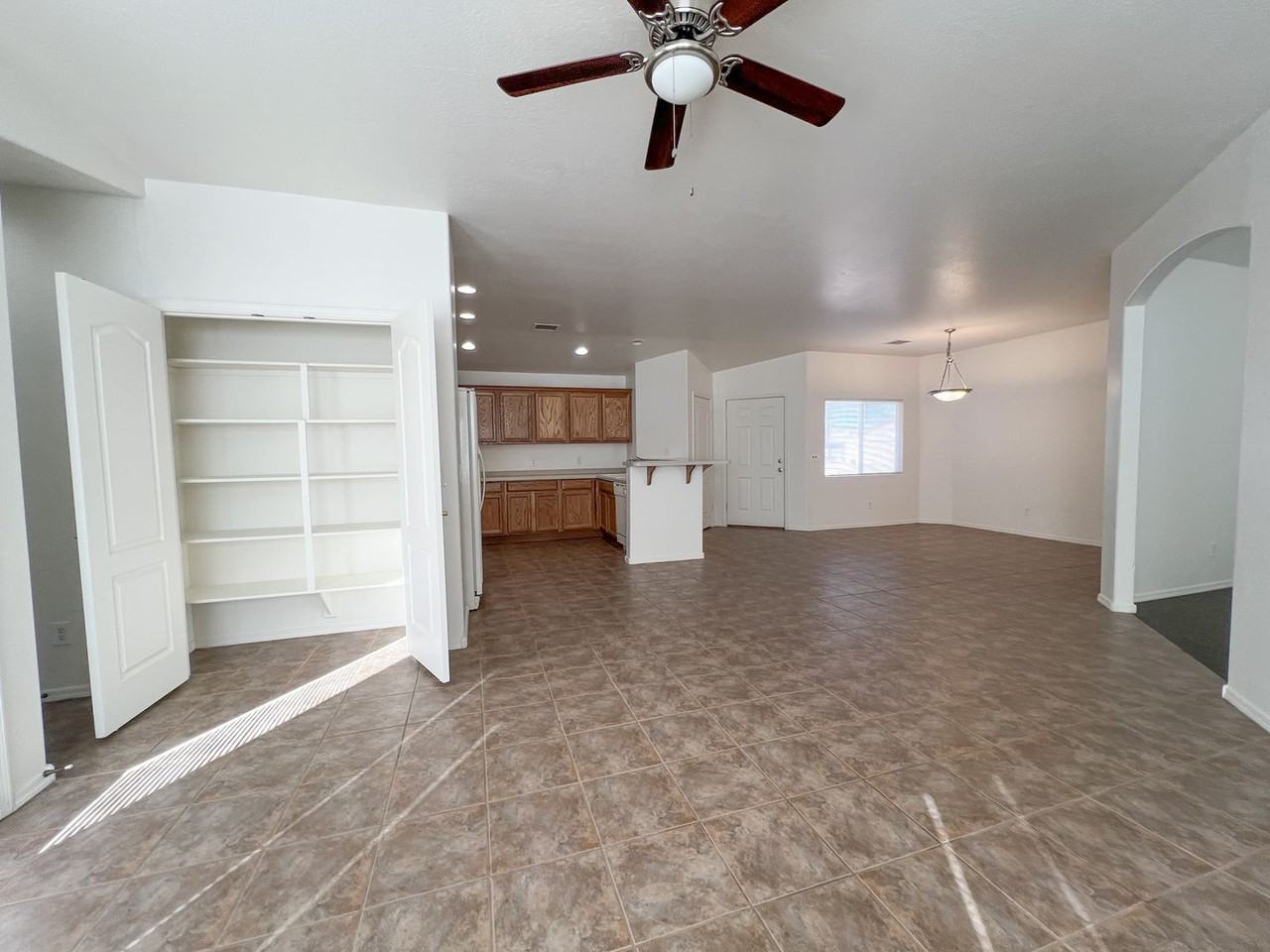 5005 East Catalina Court - Photo 4 of 28