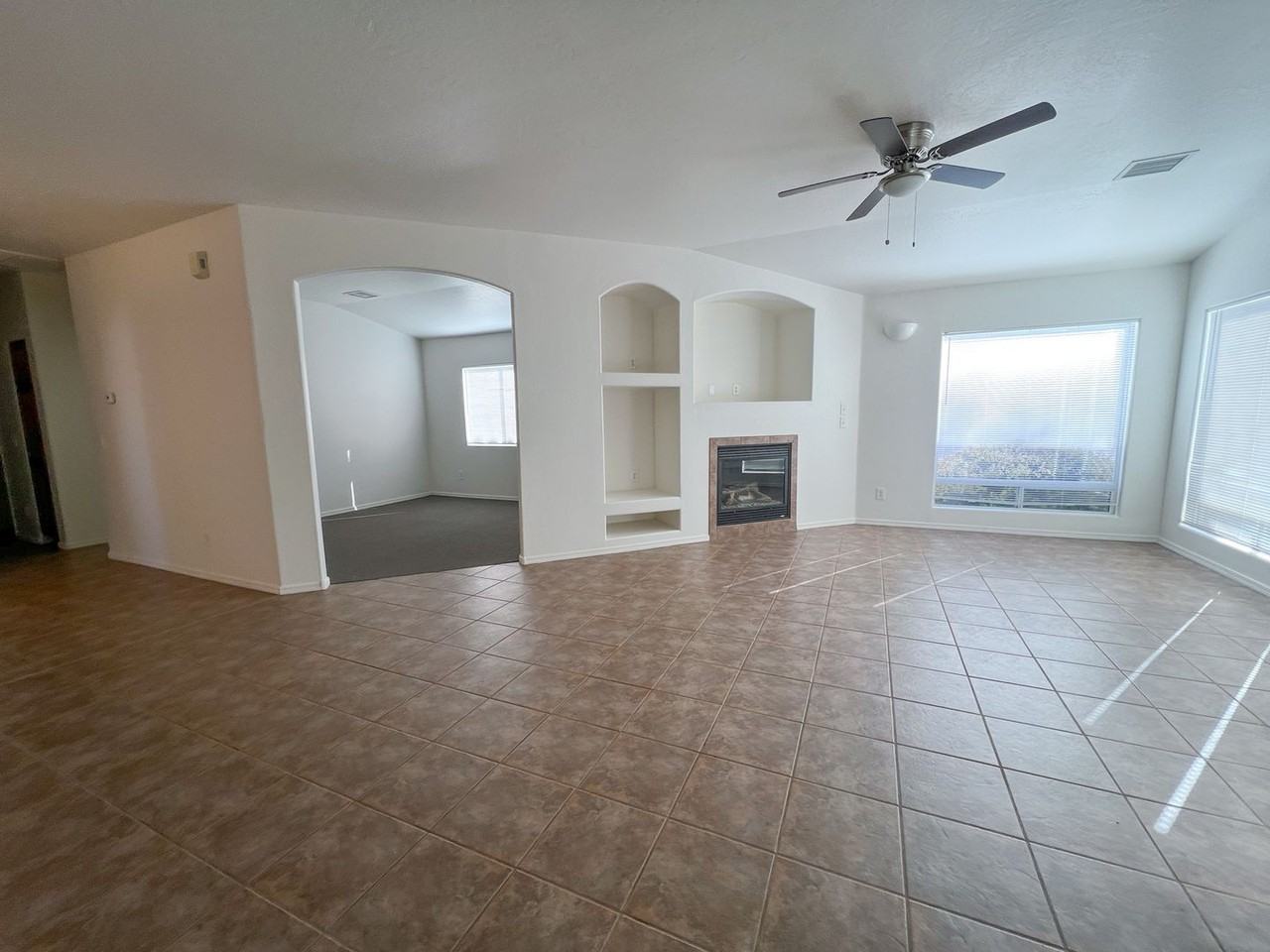 5005 East Catalina Court - Photo 5 of 28