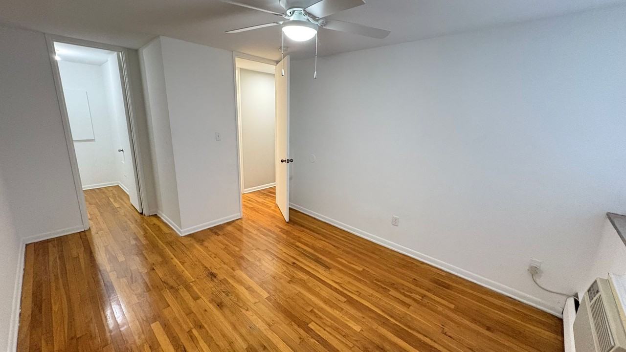 Marquette Apartments West - Photo 5 of 28