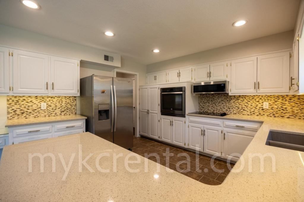 12012 Ensley Lane - Photo 5 of 50