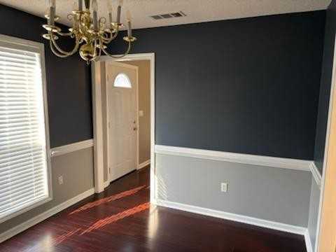 1145 Chateau Terrace - Photo 3 of 12