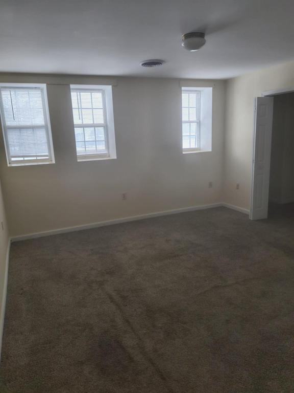 610 Race Street - Photo 7 of 10