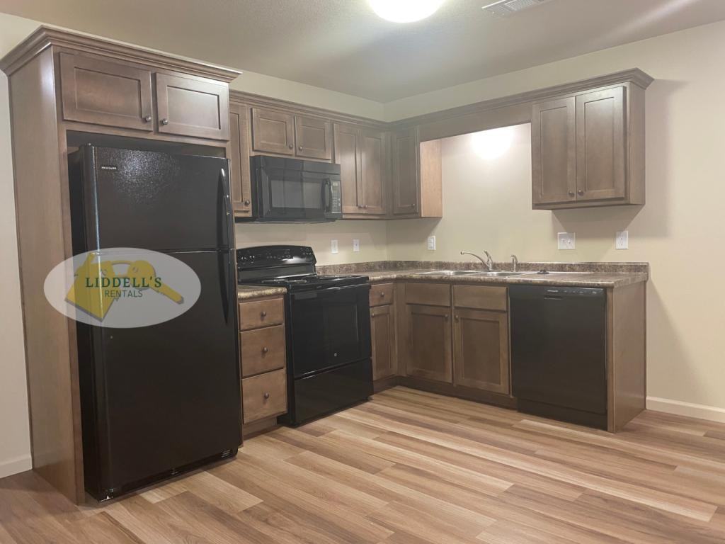 308 West Locust Street - Photo 5 of 20