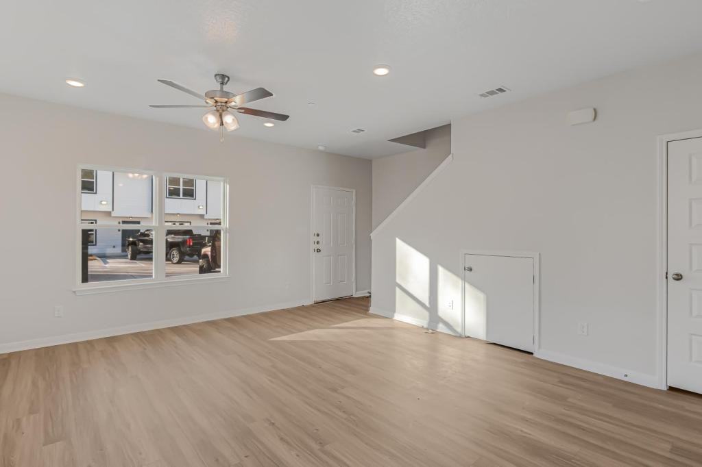 601 West 24th Street #112 - Photo 6 of 19