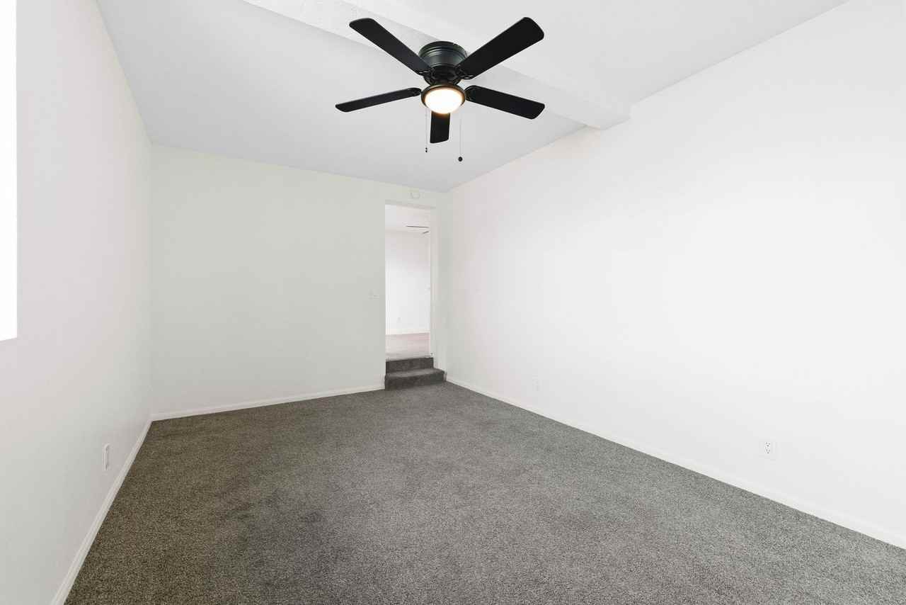 6508 La Jolla Boulevard - Photo 5 of 35