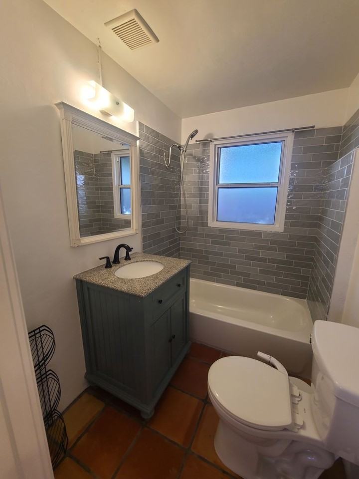 530 East Blacklidge Drive - Photo 7 of 18