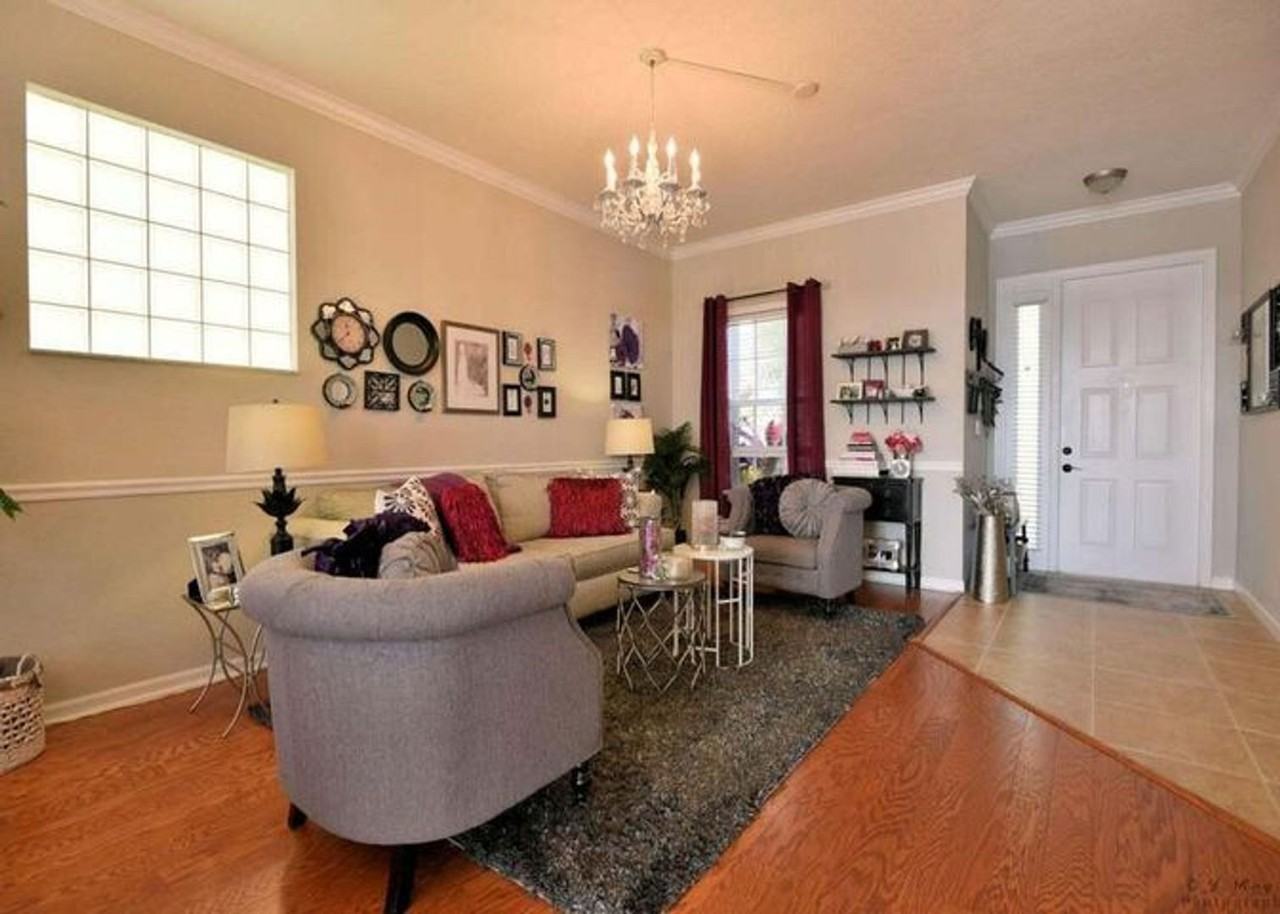 158 Berenger Walk - Photo 2 of 18