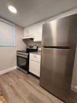 40 AVE - 1885 - Photo 1 of 1