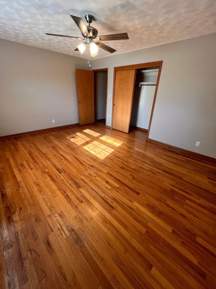 1853 E Gretna St - Photo 7 of 41