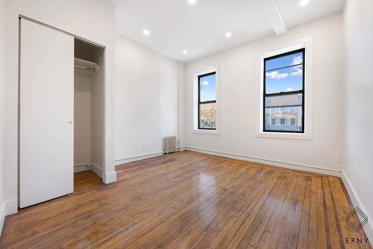 771 4th Avenue #2 - Photo 5 of 8