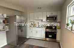 212 Woodlawn Ave - Photo 1 of 1