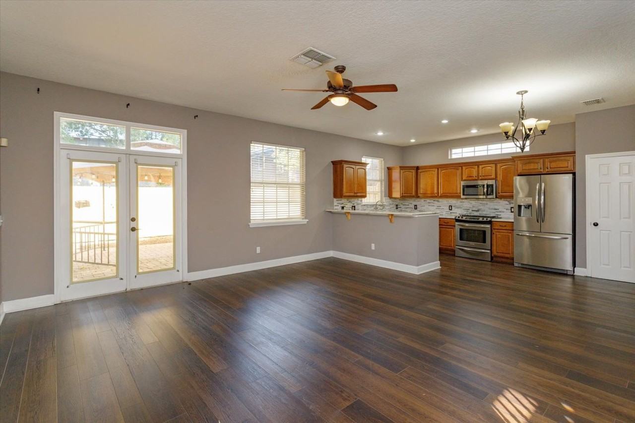 41 Spruce Street - Photo 6 of 25