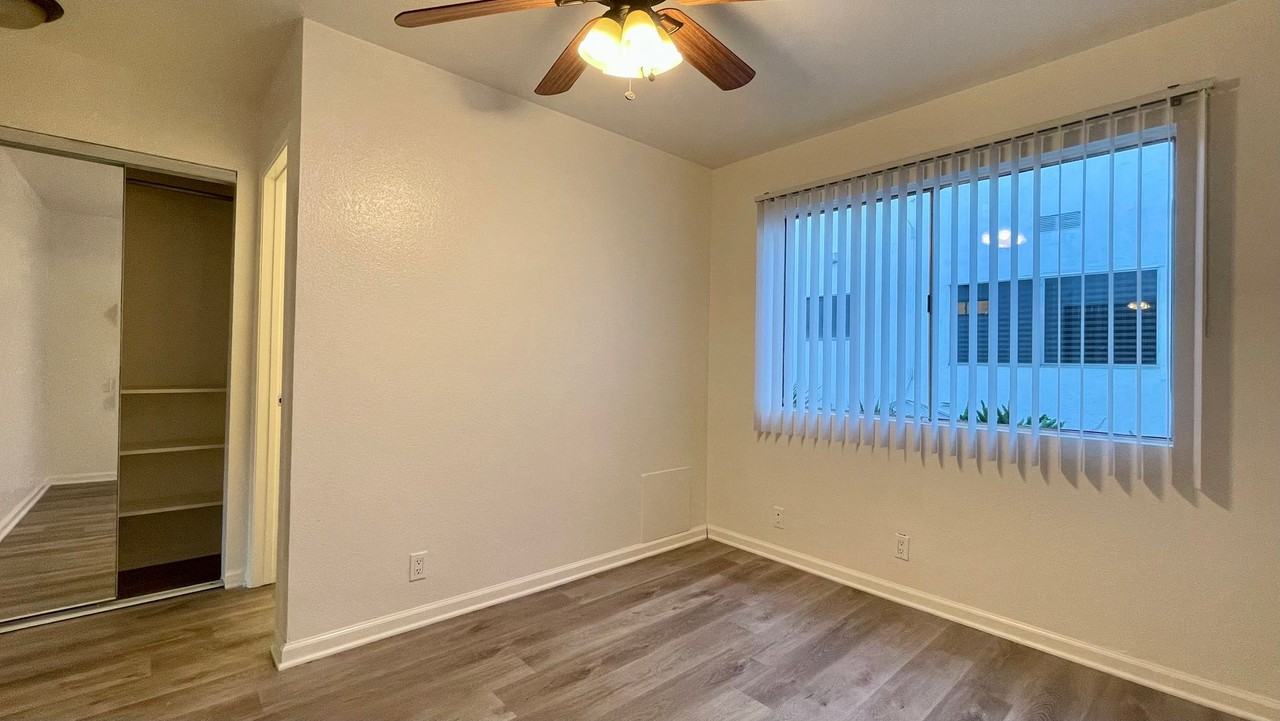 322 West Canon Perdido Street #14 - Photo 4 of 11