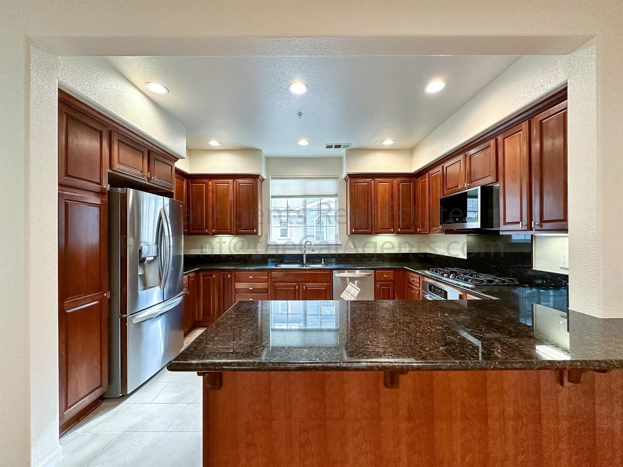 2404 Maritime Way - Photo 6 of 17