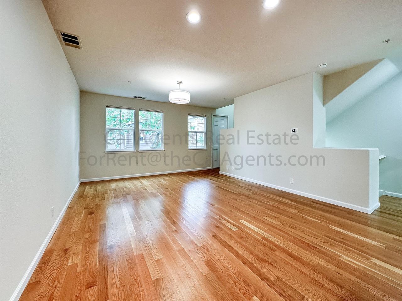 2404 Maritime Way - Photo 4 of 17