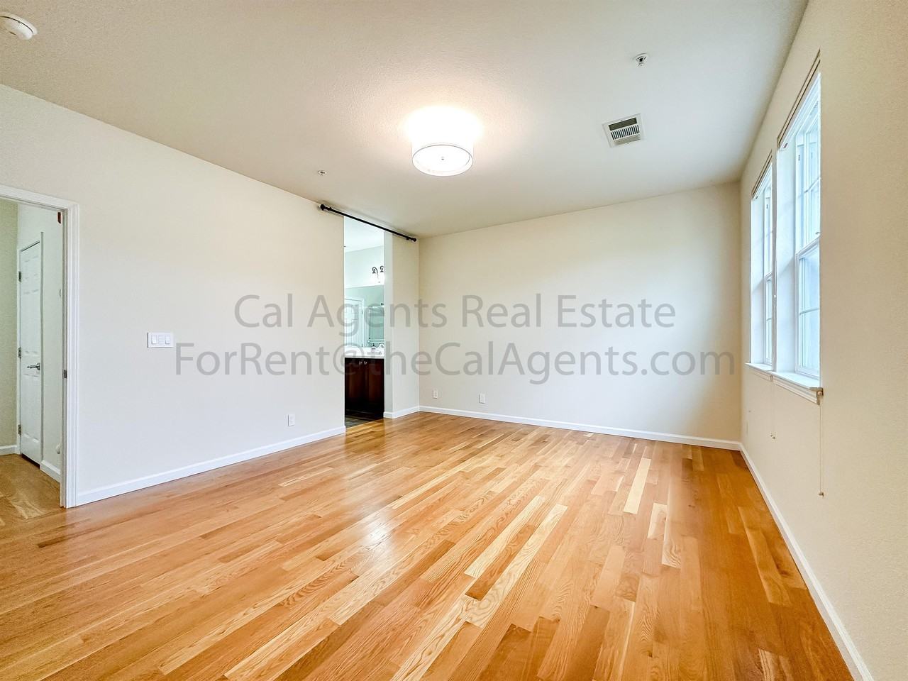 2404 Maritime Way - Photo 3 of 17