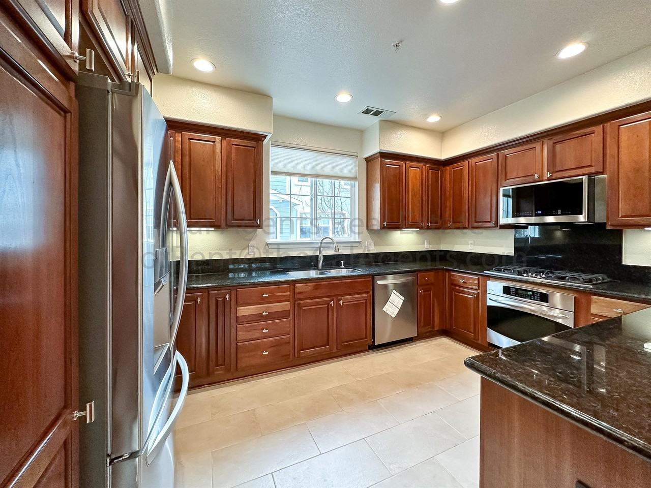 2404 Maritime Way - Photo 7 of 17