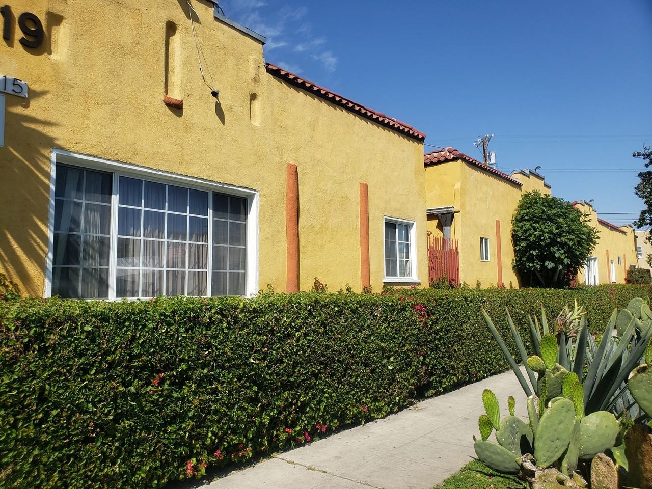 28th St Apartments - Photo 2 of 2