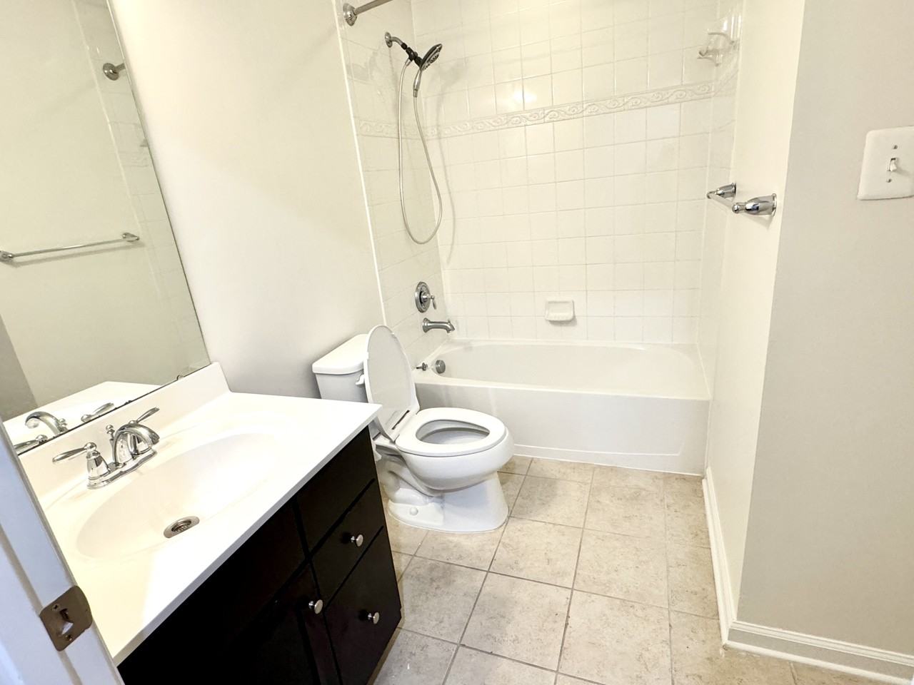 Vaughn Landing Dr - Photo 3 of 4