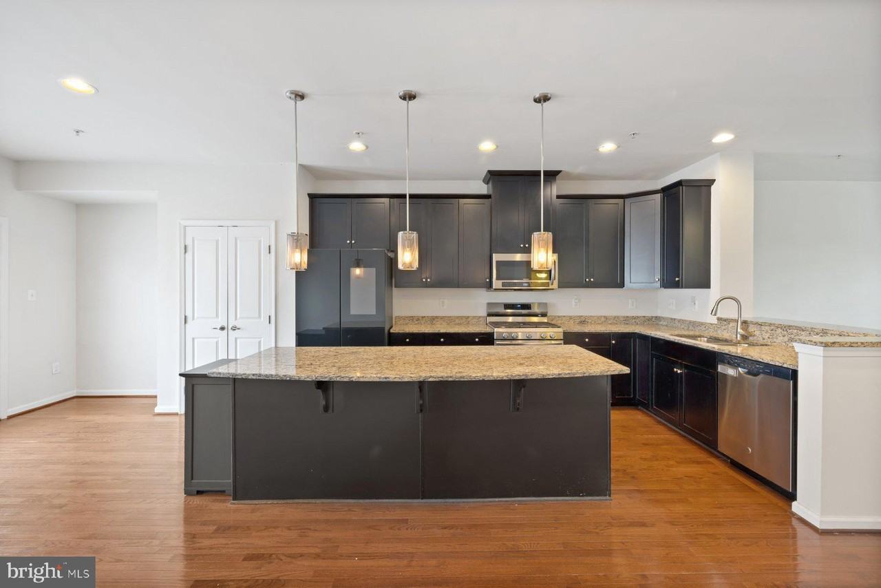 Vaughn Landing Dr - Photo 4 of 4