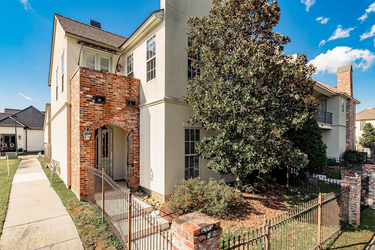 755 Boxelder Dr - Photo 3 of 16