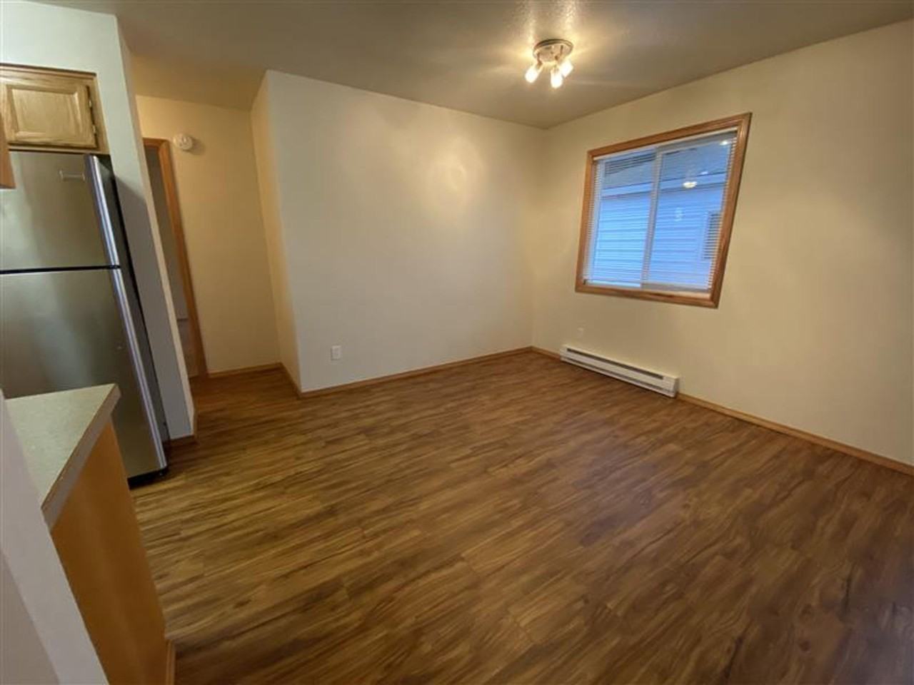 Laura Lane Apartments - Photo 4 of 12