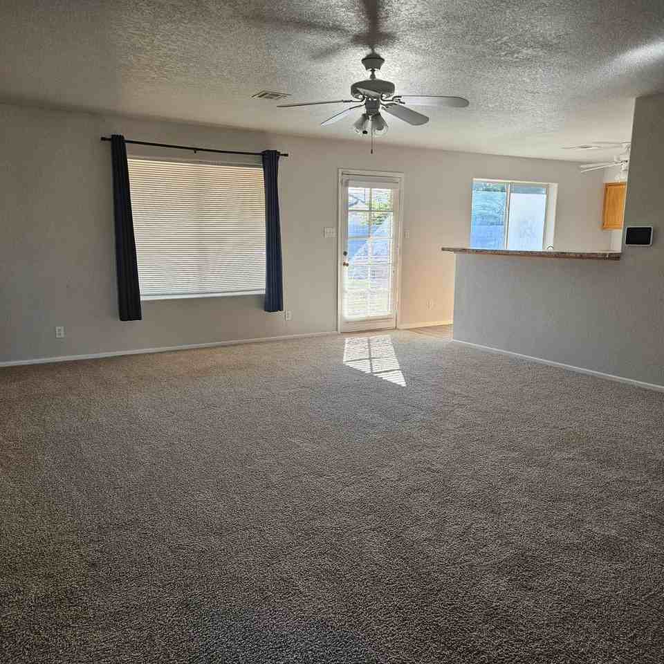 6351 East 41st Street - Photo 5 of 18