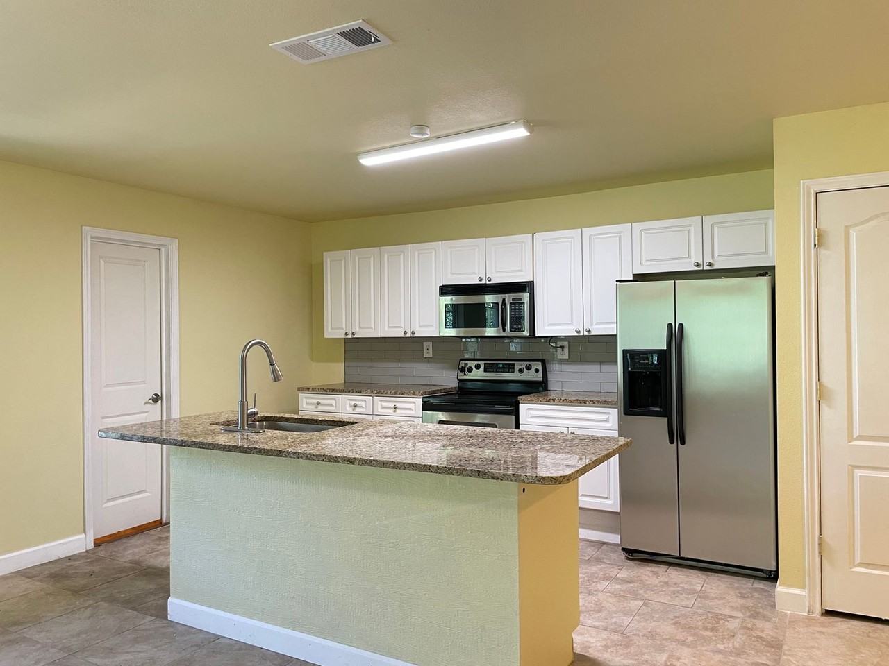 7180 Alcove St - Photo 6 of 16