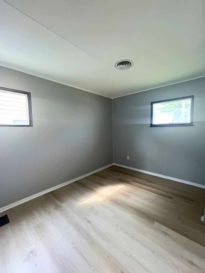 1036 South James Road - Photo 6 of 10