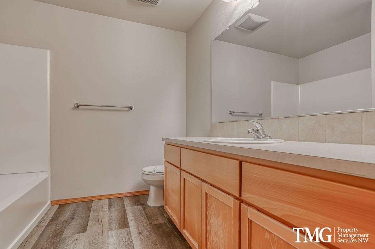 Covington Townhomes - Photo 7 of 28