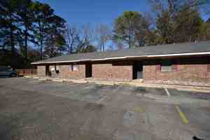 featured image of 2314 Lakeshore Drive