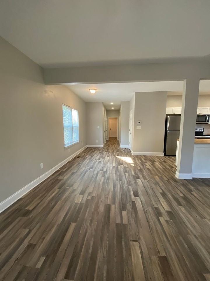 162 Strickland Avenue - Photo 7 of 27