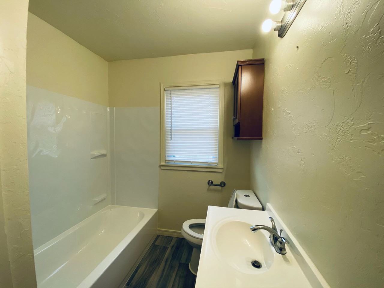 1116 Campbell Road - Photo 6 of 11